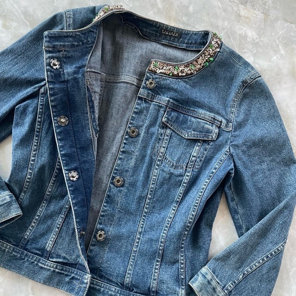 Tahari Embellished Bead Sequin Neckline Denim Jacket - Picture 3 of 8